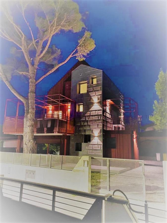 Villa Cisa Con Yacuzzi リニャーノ・サッビアドーロ エクステリア 写真