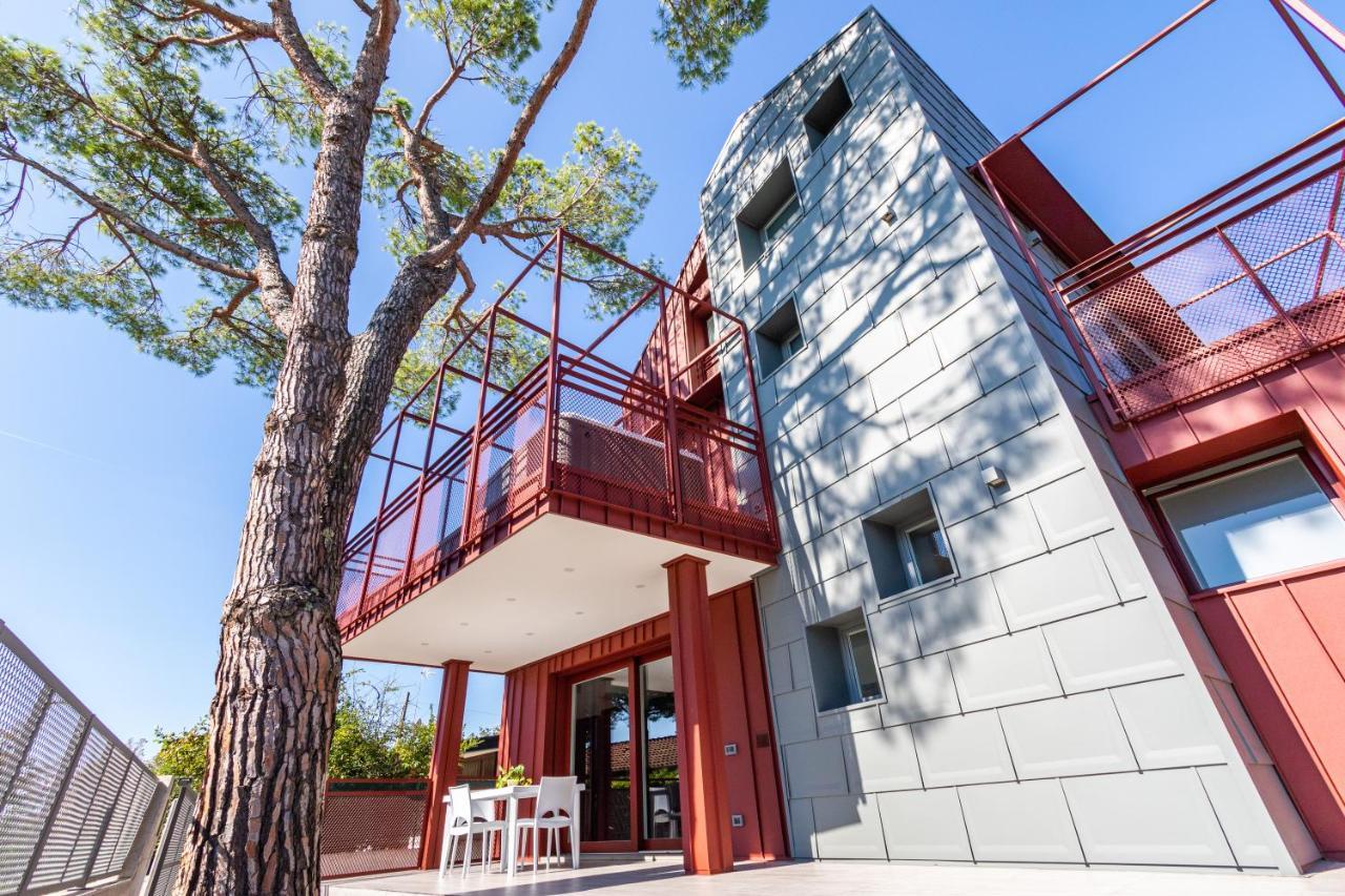 Villa Cisa Con Yacuzzi リニャーノ・サッビアドーロ エクステリア 写真